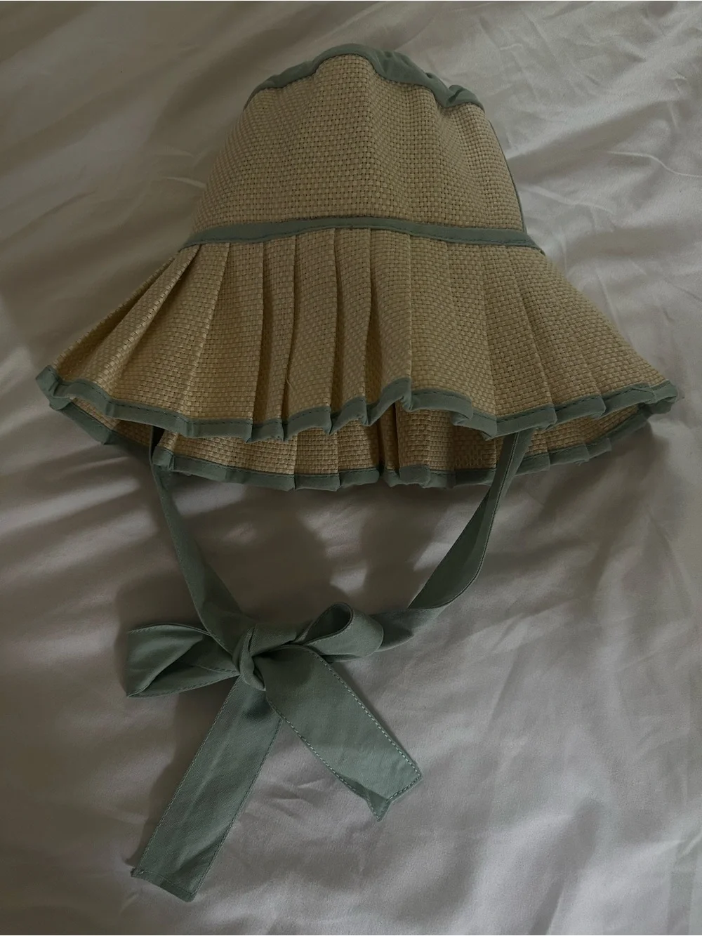 Brand new-Lorna Murray style Pleated Straw Sun Hat with Mint Trim - Picture 2 of 2